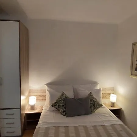 Dory Apartment