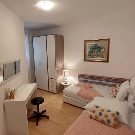 Apartment Dory Split